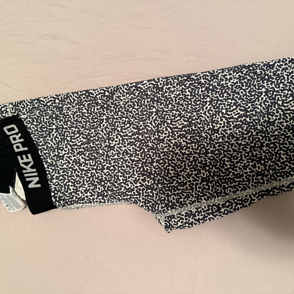 Nike Pro Monochrome Patterned Shorts